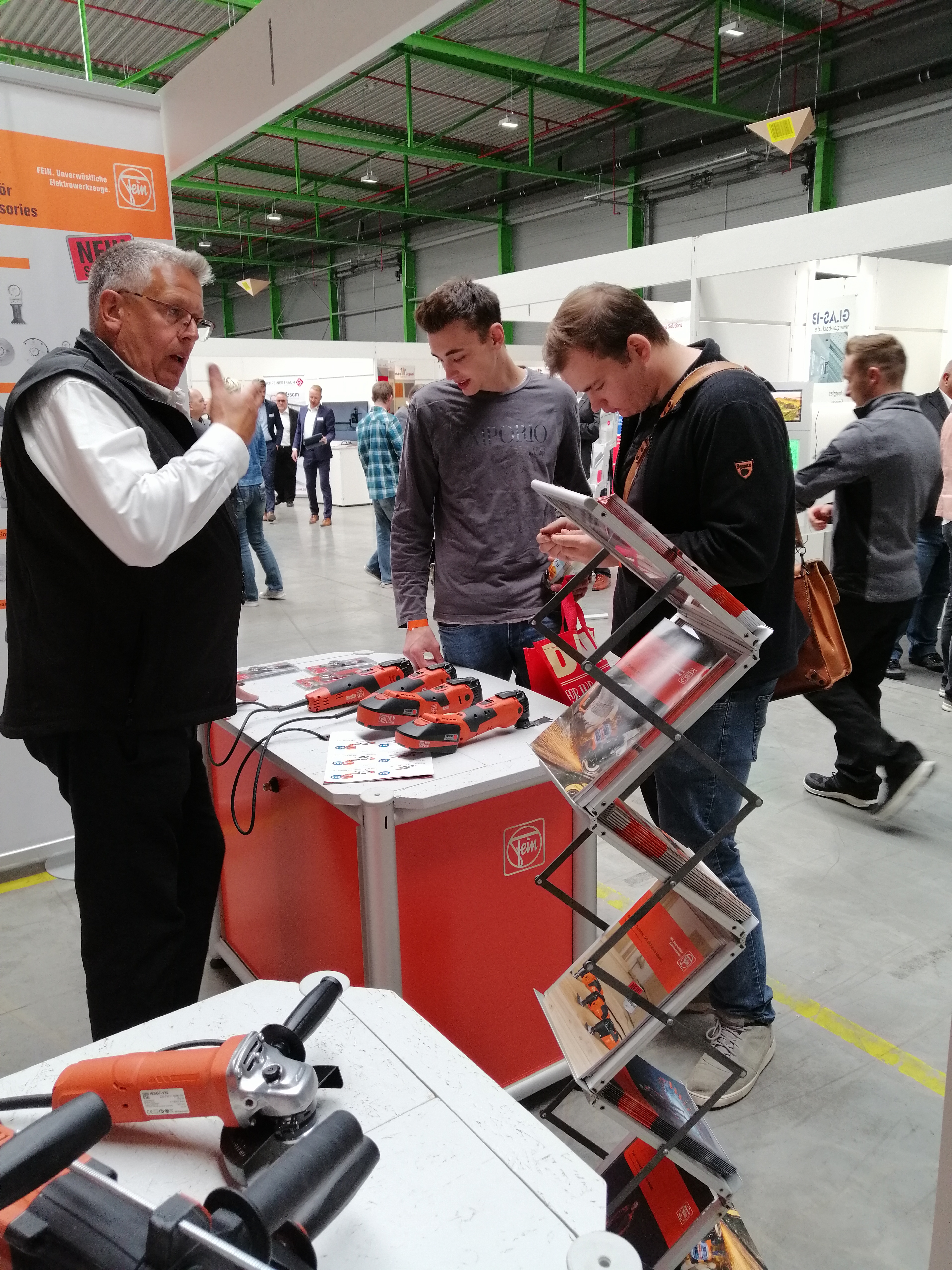 6 Neuste Produktpräsentationen der Schreinerpartner auf dem Marktplatz des Baden-Württembergischen Schreinertages.jpg